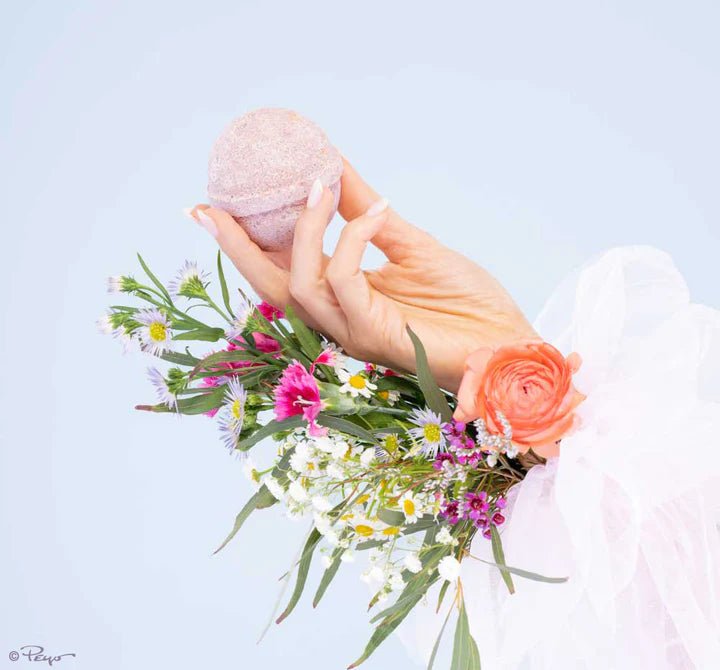 Farmhouse Fresh Smurfsoda Soothing Bath Soak - Farmhouse Fresh