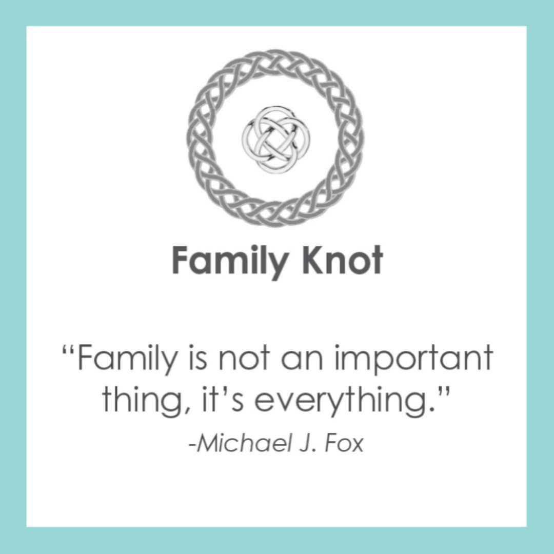 Lola Family Knot - Small - Lola