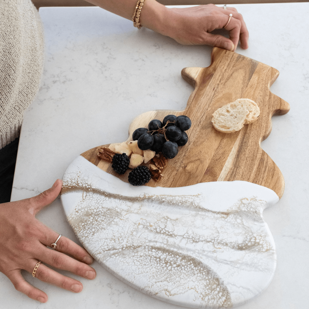 Lynn & Liana Snowman Charcuterie Board - Lynn & Liana