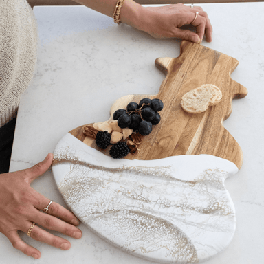Lynn & Liana Snowman Charcuterie Board - Lynn & Liana