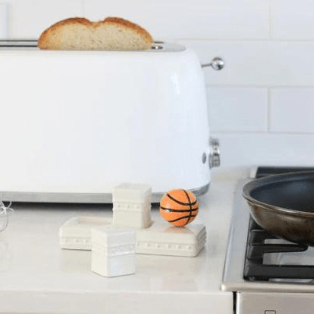 Nora Fleming Hoop There it is Basketball Mini - Nora Fleming