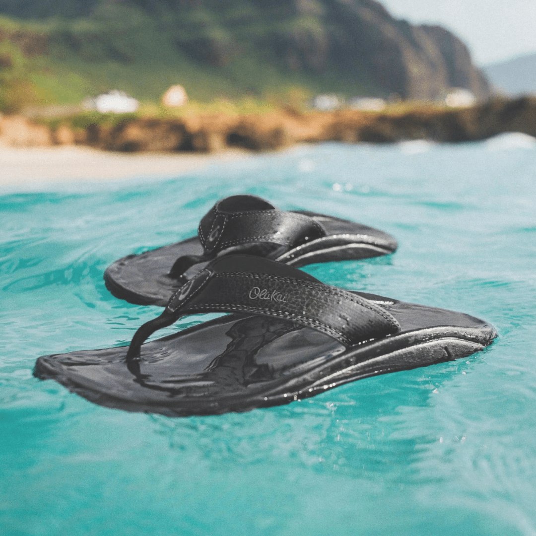 Olukai 'Ohana Flip Flops - Black - Olukai