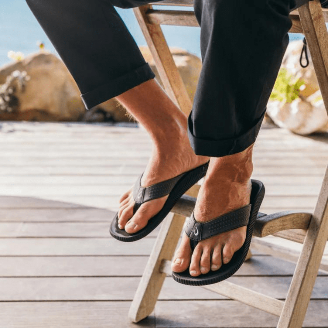 Olukai Ulele Flip Flops - Black - Olukai