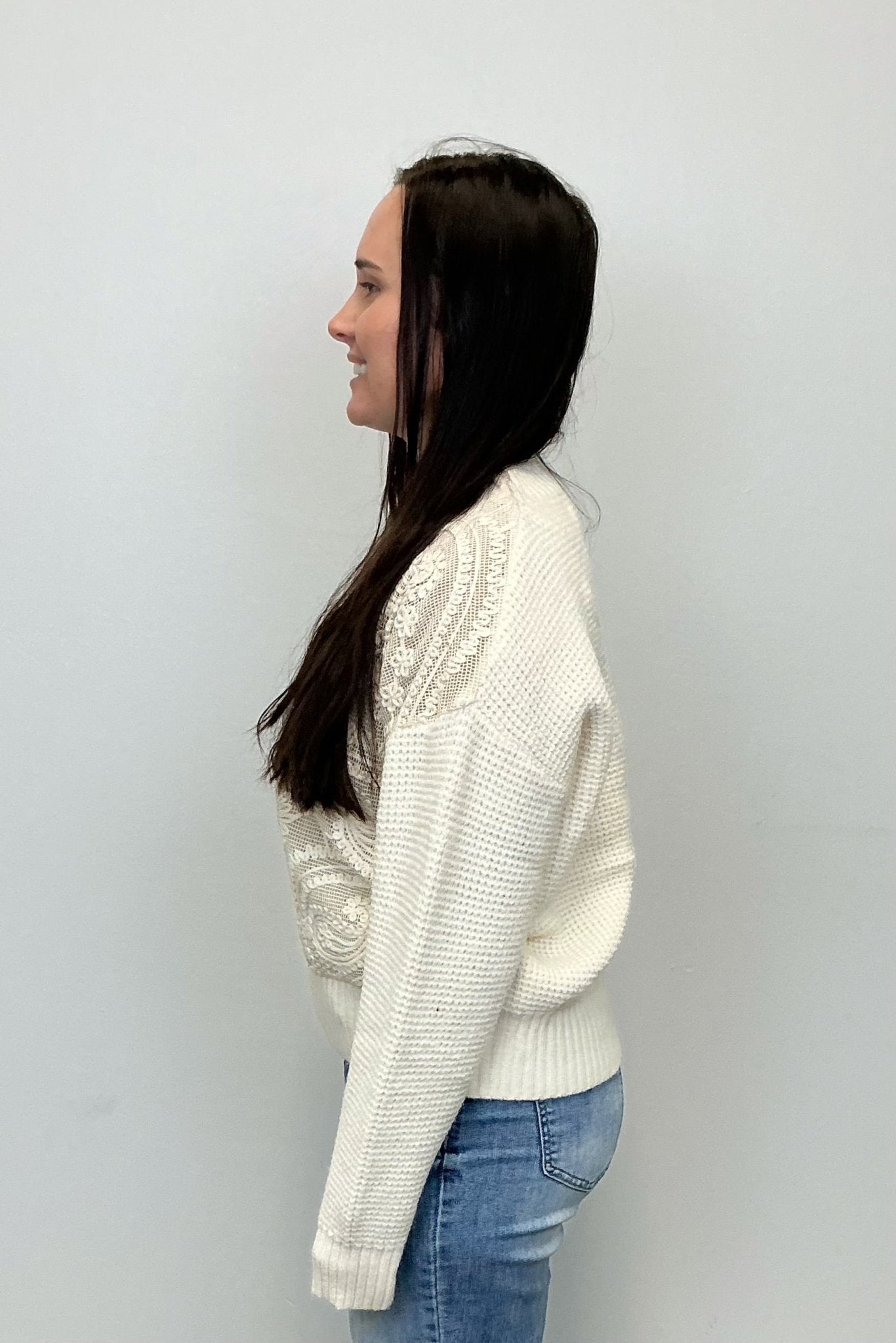 Paisley Floral Embroided Sweater - Beige - Very Moda