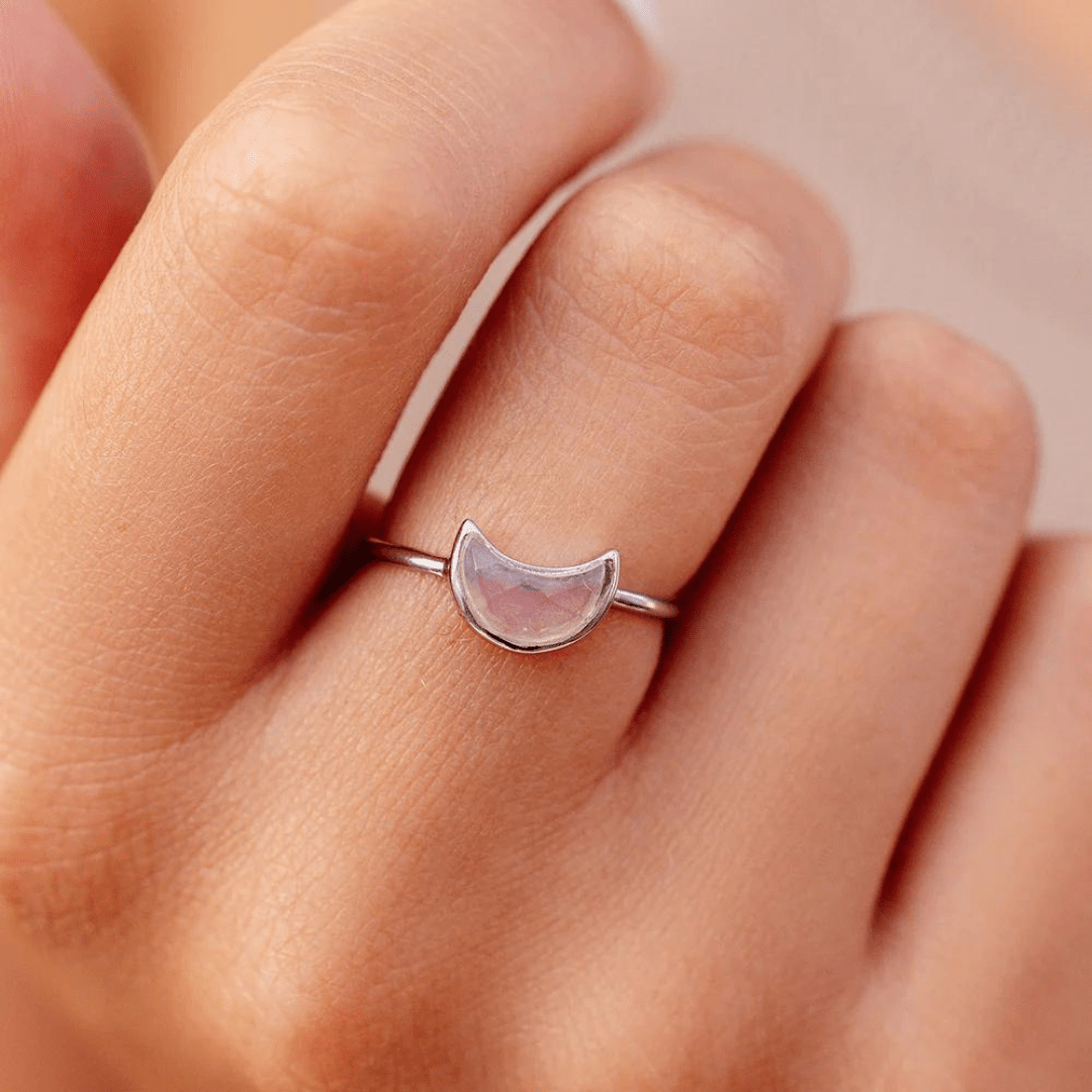 Pura Vida Moonstone Moon Ring - Silver - Pura Vida