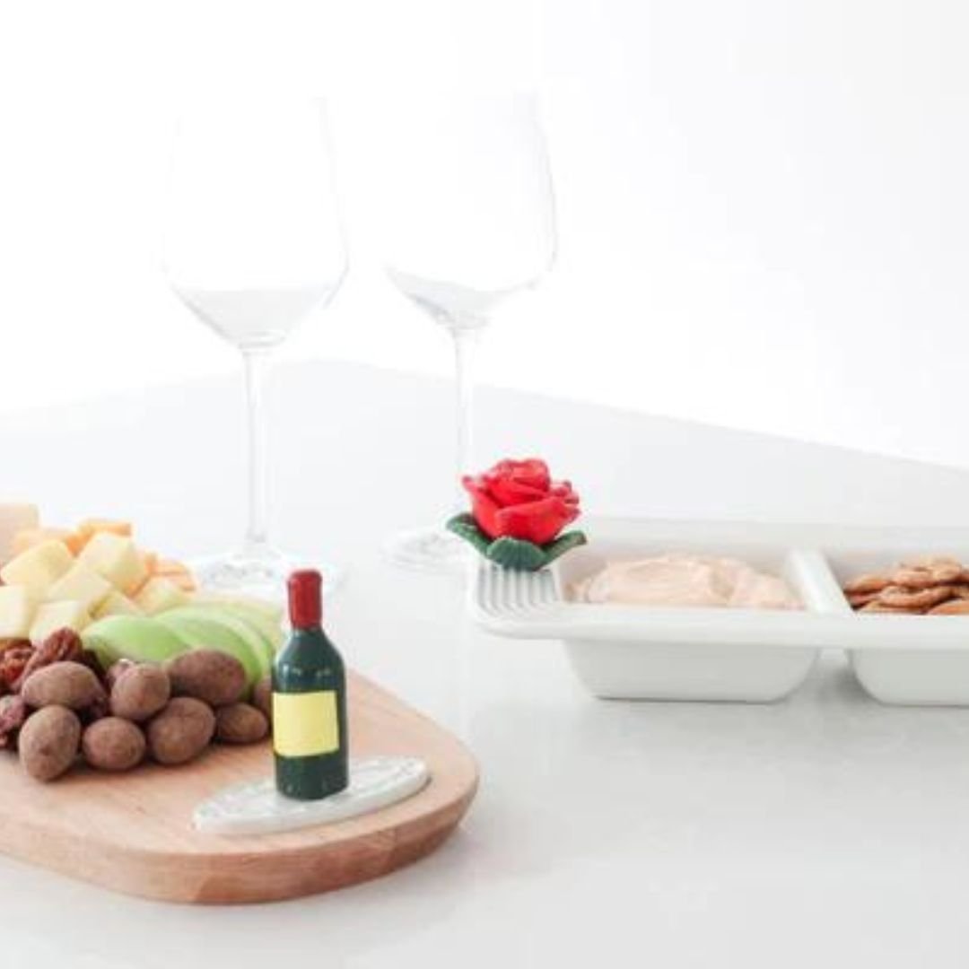 Nora Fleming Roses Are Red Mini - Nora Fleming